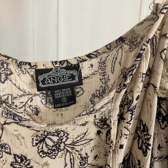 Women's Not so Mystery Box Size Small - Picture 11 of 13